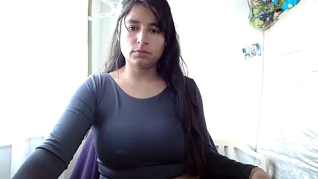 Snapshot of Escarcha-blue chatting on February 21, 2026, 8:21 pm Escarcha-blue online show from February 21, 2026, 8:21 pm