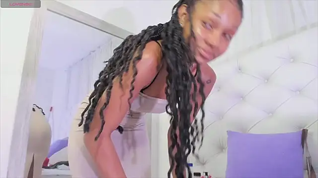 Snapshot of kamii_arias chatting on October 29, 2025, 2:19 pm kamii arias online show from October 29, 2025, 2:19 pm