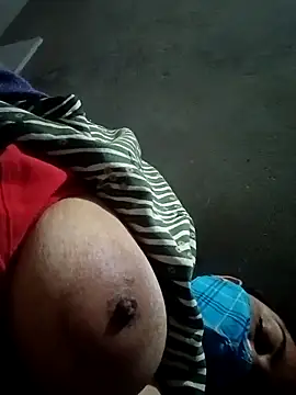 Snapshot of Disha2870 chatting on March 3, 2025, 4:35 pm Disha2870 online show from March 3, 2025, 4:35 pm