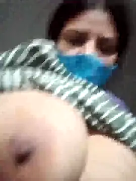 Snapshot of Disha2870 chatting on March 6, 2025, 12:21 am Disha2870 online show from March 6, 2025, 12:21 am