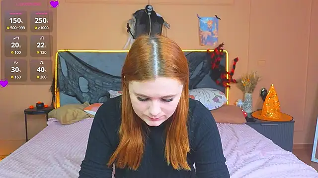 Eva Starlight online show from November 7, 2025, 4:12 am