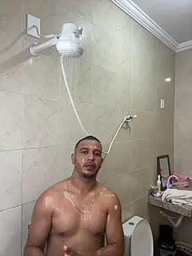 Snapshot of Lindp190194 chatting on December 5, 2025, 8:27 pm Lindp190194 online show from December 5, 2025, 8:27 pm