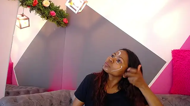 Snapshot of Agata_Grubisic chatting on December 21, 2025, 3:13 am Agata Grubisic online show from December 21, 2025, 3:13 am