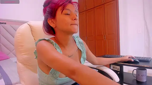 Snapshot of gime_lara chatting on November 6, 2025, 11:55 am gime lara online show from November 6, 2025, 11:55 am