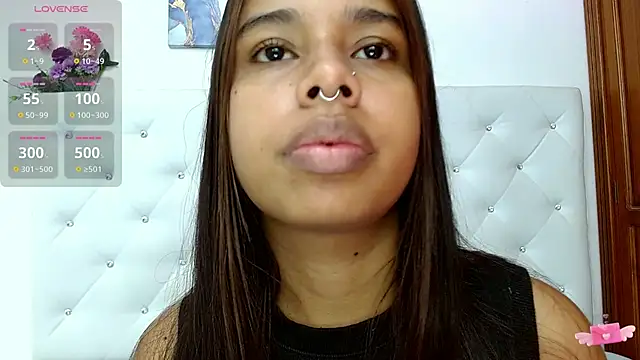 Snapshot of sweetebony_33 chatting on November 25, 2025, 9:04 pm sweetebony 33 online show from November 25, 2025, 9:04 pm