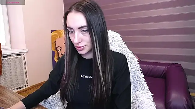 Snapshot of JenniferStone chatting on February 1, 2026, 8:13 am JenniferStone online show from February 1, 2026, 8:13 am