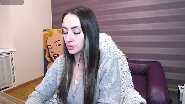 Snapshot of JenniferStone chatting on February 19, 2026, 9:16 am JenniferStone online show from February 19, 2026, 9:16 am