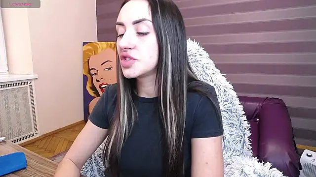 Snapshot of JenniferStone chatting on March 1, 2026, 8:16 am JenniferStone online show from March 1, 2026, 8:16 am