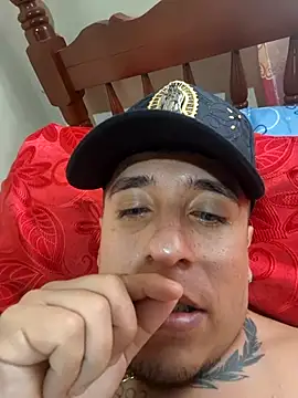 frankli2681 online show from February 26, 2025, 9:48 pm