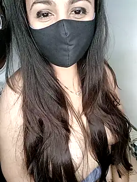 Snapshot of neha_rohan12 chatting on November 14, 2025, 7:23 pm neha rohan12 online show from November 14, 2025, 7:23 pm