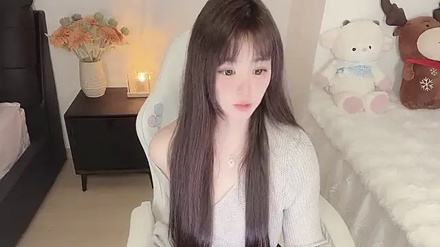 Milla-z online show from September 28, 2025, 11:48 am