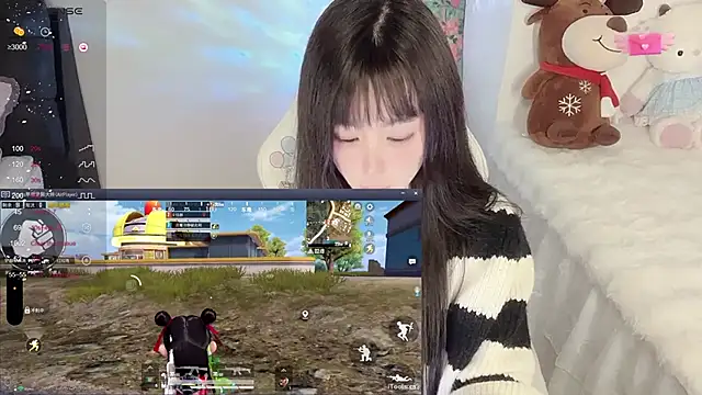 Milla-z online show from November 17, 2025, 3:29 pm