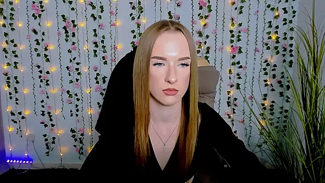 Snapshot of doll_vey chatting on March 9, 2025, 3:49 pm doll vey online show from March 9, 2025, 3:49 pm