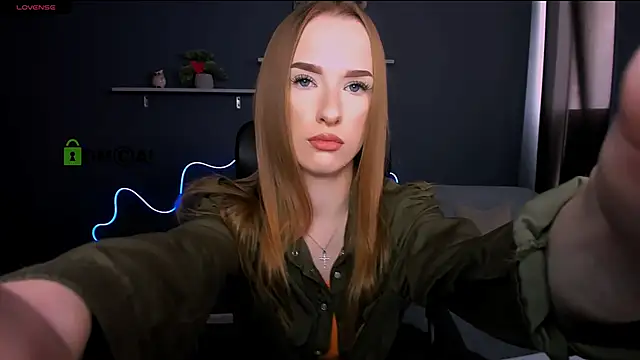 Snapshot of doll_vey chatting on March 17, 2025, 9:33 am doll vey online show from March 17, 2025, 9:33 am