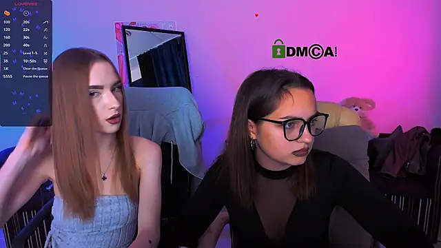 Snapshot of doll_vey chatting on October 13, 2025, 7:58 pm doll vey online show from October 13, 2025, 7:58 pm