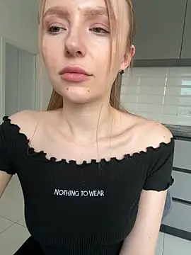 EvaBrooklyn online show from March 6, 2025, 2:51 pm