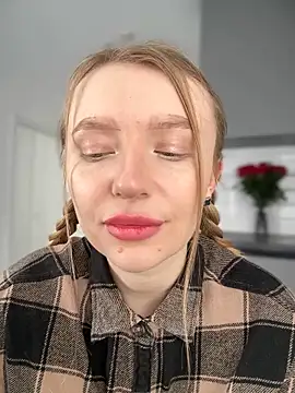 EvaBrooklyn online show from March 12, 2025, 9:02 am