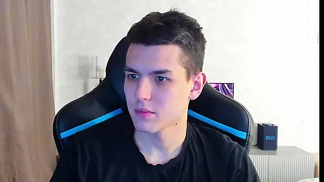 TravisRevas online show from March 14, 2025, 5:24 pm