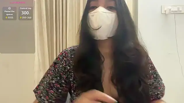 oviyakalra online show from October 30, 2025, 4:03 am