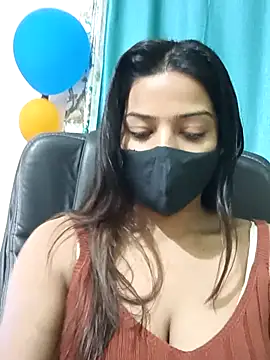 Snapshot of CRAZY__BITE chatting on December 1, 2025, 2:11 pm CRAZY BITE online show from December 1, 2025, 2:11 pm