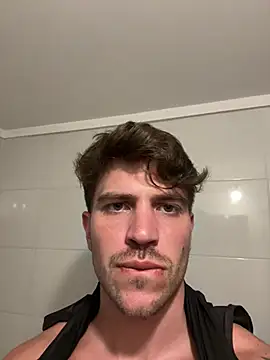 Snapshot of shuki0101 chatting on February 25, 2026, 10:08 pm shuki0101 online show from February 25, 2026, 10:08 pm