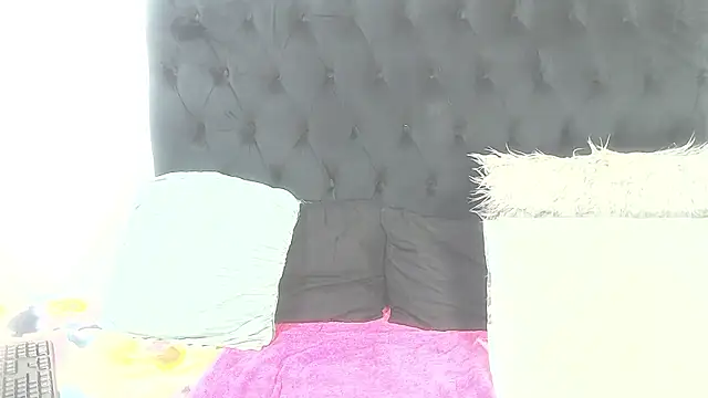 Snapshot of BootyClitQueen chatting on January 14, 2026, 5:29 pm BootyClitQueen online show from January 14, 2026, 5:29 pm