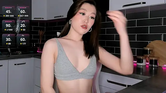 Snapshot of ShaiyaMinn3 chatting on March 16, 2025, 1:49 pm ShaiyaMinn3 online show from March 16, 2025, 1:49 pm