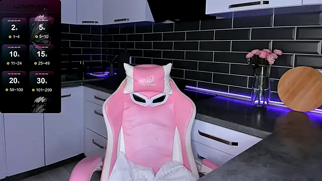 Snapshot of ShaiyaMinn3 chatting on September 28, 2025, 7:19 pm ShaiyaMinn3 online show from September 28, 2025, 7:19 pm