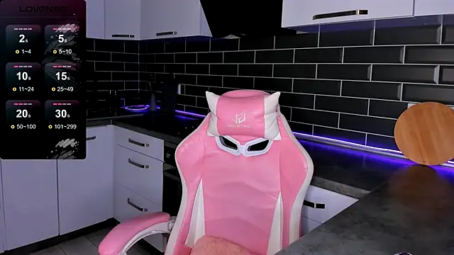 Snapshot of ShaiyaMinn3 chatting on November 14, 2025, 2:49 pm ShaiyaMinn3 online show from November 14, 2025, 2:49 pm