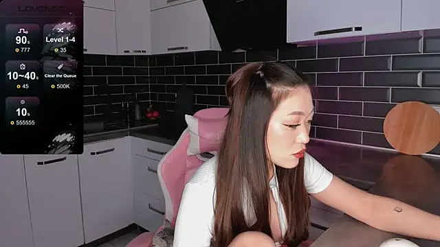 Snapshot of ShaiyaMinn3 chatting on March 3, 2026, 6:25 pm ShaiyaMinn3 online show from March 3, 2026, 6:25 pm