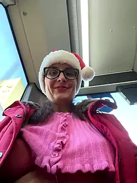 NataKitten online show from December 23, 2025, 6:33 am