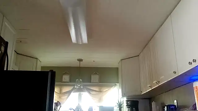 wetnwildforyou online show from September 9, 2025, 3:33 pm