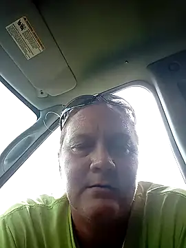 wetnwildforyou online show from September 30, 2025, 4:45 pm