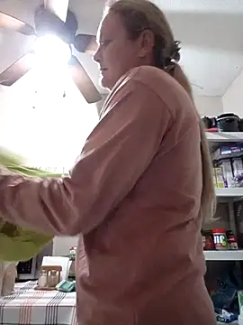 wetnwildforyou online show from November 14, 2025, 11:57 pm