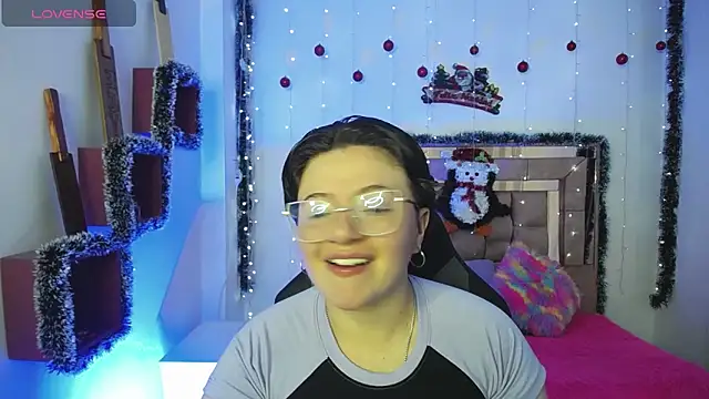 safyka online show from December 4, 2025, 2:32 am