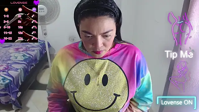 Snapshot of astrii_33 chatting on March 14, 2025, 4:30 pm astrii 33 online show from March 14, 2025, 4:30 pm