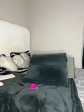 PrincessTamara online show from December 4, 2025, 9:34 pm