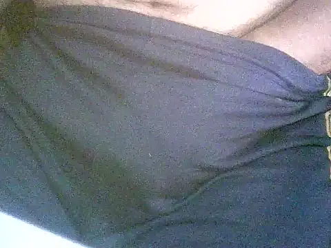Snapshot of EroticMonster chatting on September 23, 2025, 6:33 pm EroticMonster online show from September 23, 2025, 6:33 pm