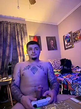 papiVilla23 online show from December 16, 2025, 10:37 pm