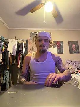 Snapshot of papiVilla23 chatting on February 6, 2026, 3:44 am papiVilla23 online show from February 6, 2026, 3:44 am