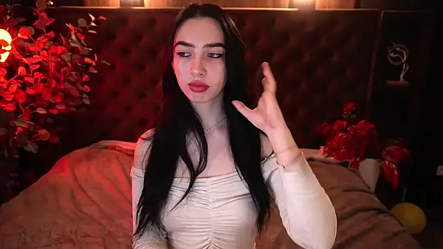 Snapshot of WildKittenX_ chatting on November 13, 2025, 6:45 am WildKittenX online show from November 13, 2025, 6:45 am