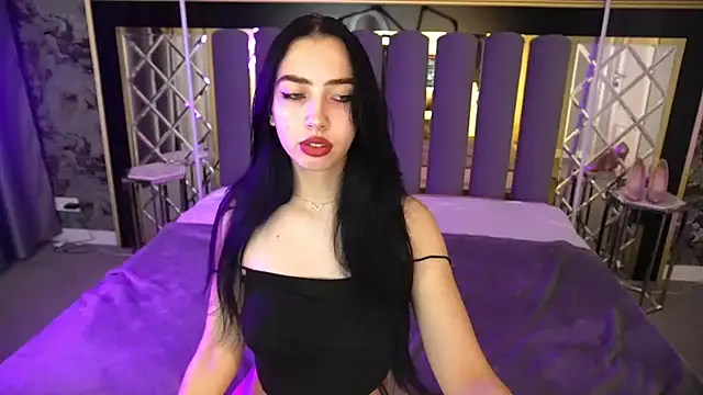 Snapshot of WildKittenX_ chatting on December 2, 2025, 6:41 am WildKittenX online show from December 2, 2025, 6:41 am