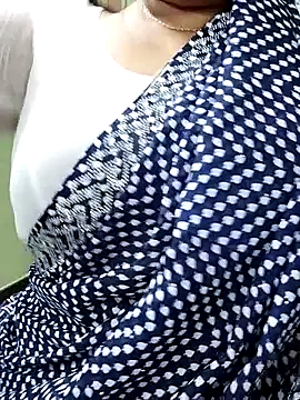 Snapshot of abinaya26 chatting on February 26, 2026, 2:49 pm abinaya26 online show from February 26, 2026, 2:49 pm