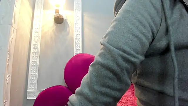 Bonniie 22 online show from March 6, 2026, 8:38 pm