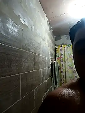 Snapshot of crisssalazar chatting on March 17, 2025, 8:07 am crisssalazar online show from March 17, 2025, 8:07 am