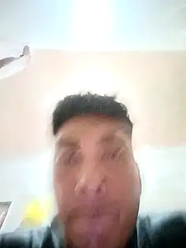 Snapshot of crisssalazar chatting on September 9, 2025, 2:11 am crisssalazar online show from September 9, 2025, 2:11 am