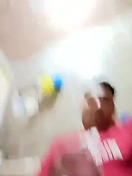 Snapshot of crisssalazar chatting on January 13, 2026, 1:44 am crisssalazar online show from January 13, 2026, 1:44 am