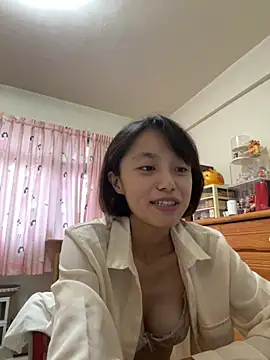 Snapshot of ladypaggy chatting on October 27, 2025, 8:07 am ladypaggy online show from October 27, 2025, 8:07 am