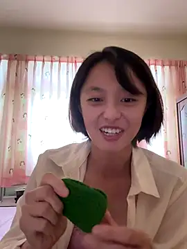 Snapshot of ladypaggy chatting on November 2, 2025, 6:38 am ladypaggy online show from November 2, 2025, 6:38 am