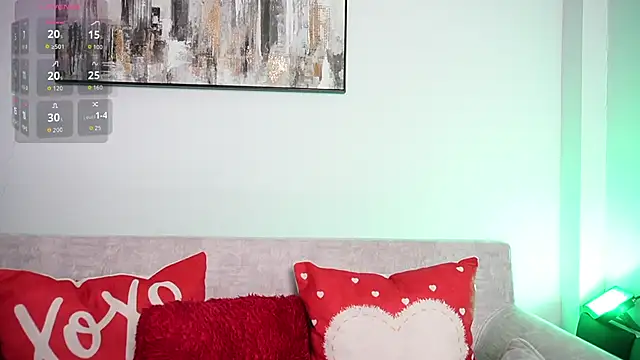 Snapshot of Sara_Charmy chatting on October 25, 2025, 11:07 am Sara Charmy online show from October 25, 2025, 11:07 am